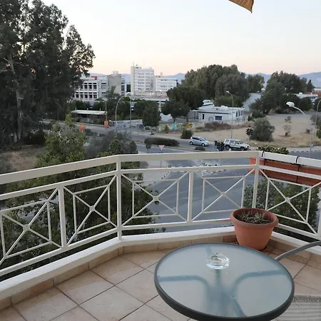 Bianco E U * Λευκωσία